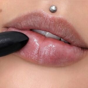 WIDOW JEFFREE STAR LIP BALM (SHEER)